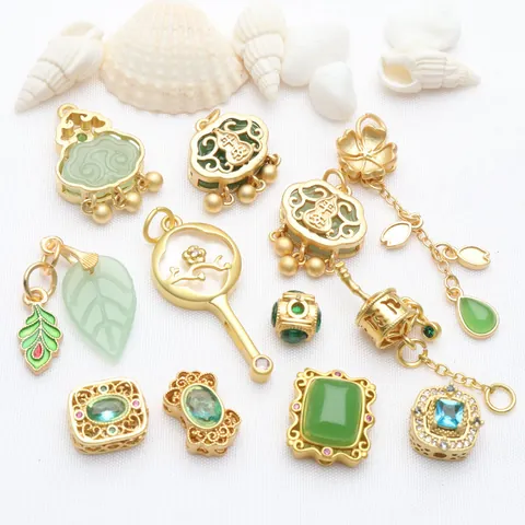 Antik Vergoldete Kupferanhänger Eingelegter Künstlicher Jade Strass Traditioneller Chinesischer Stil Ruyi Schloss Fächer Blatt DIY Schmuckherstellung Komponenten