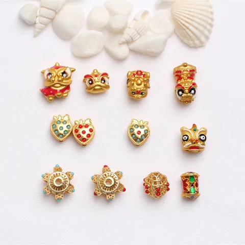 3D Glücklicher Löwentanz Erdbeere Schwein Perlen Legierung Vergoldet Emaille Charms Für DIY Armband Halskette Schmuckherstellung