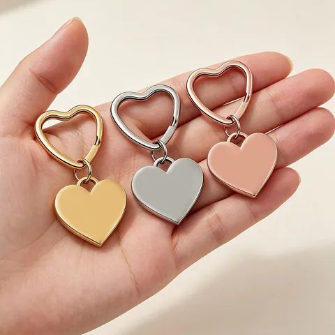 Minimalist Stainless Steel Heart Shaped Keychain For Couples Mirror Polished Heart Key Ring Pendant Hanging Jewelry Gift