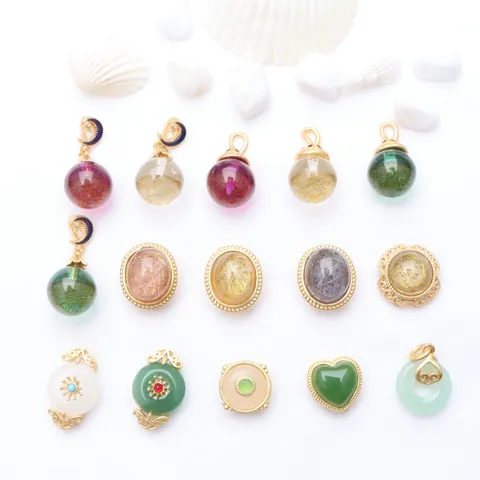 Ciondoli in Lega di Oro Antico Vintage ad Alta Ritenzione di Colore per Gioielli Fai da Te Accessori per Capelli Forniture per Abbigliamento in Strass e Resina