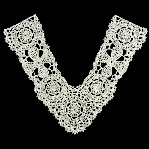 Polyester Embroidery Lace Fake Collar Hollow Out Floral V Neck Detachable Collar Clothing Accessories For Women White