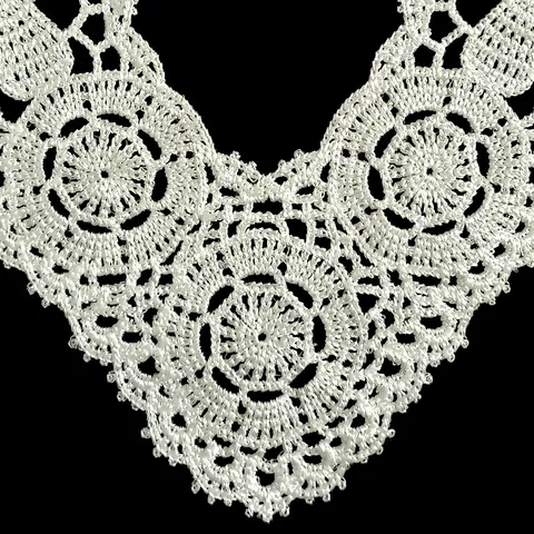 Polyester Embroidery Lace Fake Collar Hollow Out Floral V Neck Detachable Collar Clothing Accessories For Women White