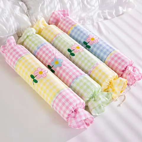 Almohada Cervical Cilíndrica Con Forma de Caramelo Con Relleno de Espuma Viscoelástica Patrón de Rejilla de Burbujas Bordado de Flores Decorativo Para Hogar