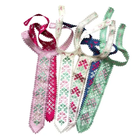 Fashionable Colorful Embroidered Lace Collar Piece For Women Retro Floral Pattern Polyester Fake Collar Accessory Garment Trims