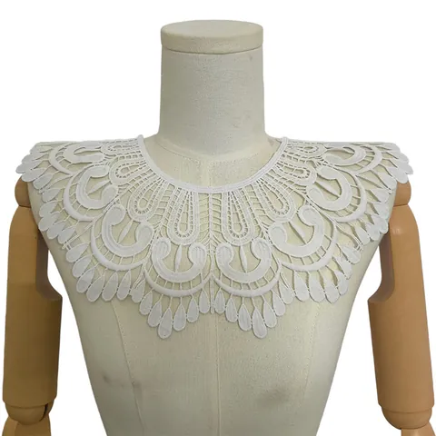 Elegant Milk Silk Embroidered Lace Fake Collar Water Soluble Hollow Out Floral Detachable Collar For Women Apparel Accessory