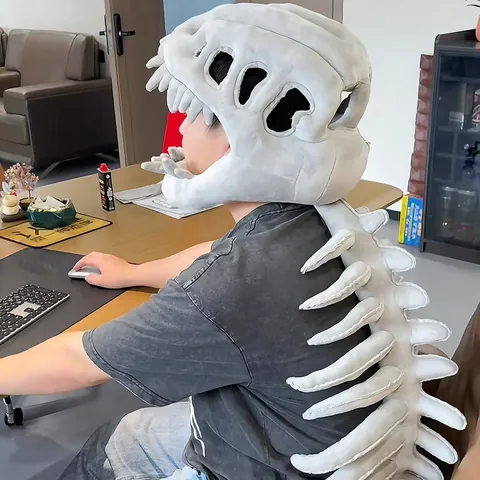 Lustige Dinosaurier Skelett Plüschmütze T-Rex Exoskelett Kopfbedeckung Weiche Polyester PP Baumwolle Dekorative Schädelkappe Geburtstagsgeschenk