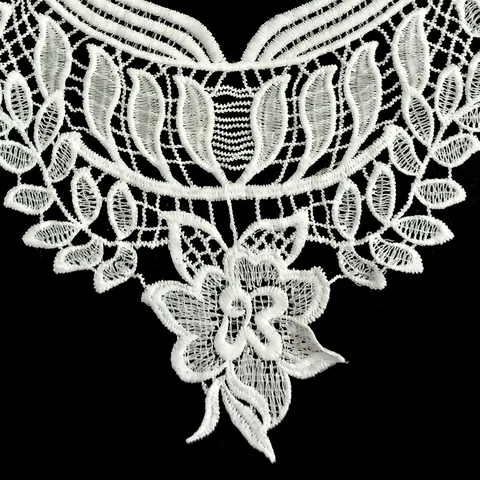 Col Faux en Dentelle Brodée Soie de Lait Blanc Motif Floral Ajouré Garniture de Couture Accessoire de Vêtement DIY pour Femmes