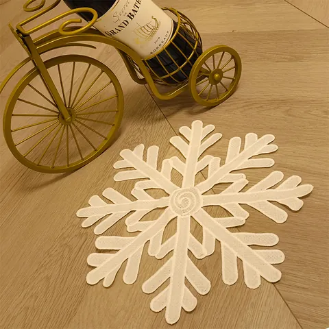 Weihnachten Schneeflocke Spitze Tischset Weiß Hohl Bestickt Untersetzer Festliche Heim Möbel Tuch Dekoration Matte