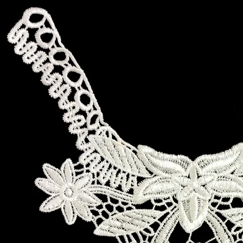 Polyester Bestickt Spitze Falscher Kragen Ausschnitt Blumen Wasserlöslich Bekleidungszubehör Für Damen Kleider Hemden Dekoration