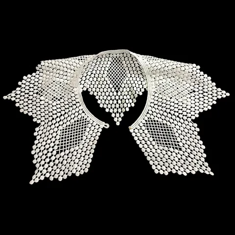 Vintage White Milk Silk Embroidery Lace False Collar For Women Elegant Hollow Out Doll Collar With Artificial Pearl Button Clothing Accessories