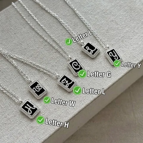 925 Sterling Silver Letter Square Pendant Necklace For Women Exquisite Rhinestone Enamel Clavicle Chain Jewelry Gift