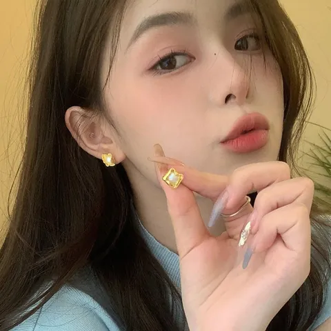 925 Sterling Silver Irregular Square Artificial Pearl Stud Earrings for Women Gentle Sweet Minimalist Design Jewelry Gift