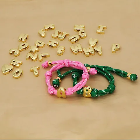 Buntes Geflochtenes Seil Initial Armband Für Damen Gold Kupfer Englische Buchstaben Herz Stern Puffy Initial Verstellbarer Handschmuck