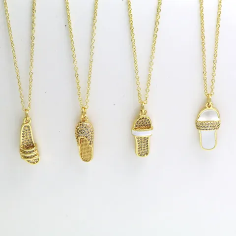 Creative Slipper Pendant Necklace For Women Copper Electroplated Rhinestone Drip Oil Flip Flop Charm Clavicle Chain Jewelry