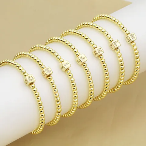 18 Karat Vergoldetes Kupfer Würfel Initialperle Armband Für Damen Strass Buchstabe Elastisches Perlenarmband Personalisiertes Schmuckgeschenk