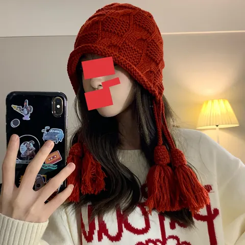 Berretto da Donna in Maglia di Lana Fatto a Mano Con Paraorecchie e Nappine Stile Giapponese Caldo Invernale per Capodanno Natale