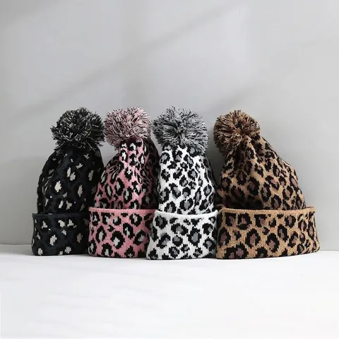 Damen Leopardenmuster Pom Pom Beanie Mütze Winter Warm Polyacryl Strickmütze Mode Outdoor Alltäglich Mütze Accessoire