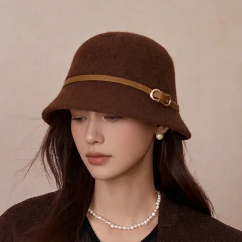 Vintage Wool Cloche Hat For Women Retro Winter Warm Bucket Hat With Leather Belt Buckle Round Top Elegant Fall Winter Basin Hat