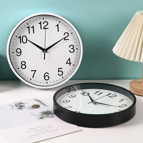 Minimalist Round Wall Clock Silent Quartz Movement Battery Operated Glass Mirror Hanging Clock For Home Office Decor