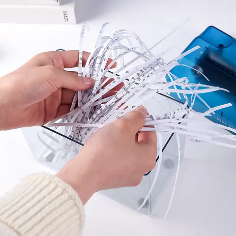 Manual Mini Paper Shredder A4 A6 Desktop Hand Crank Portable Paper Shredding Machine For Home Office Document Security Protection
