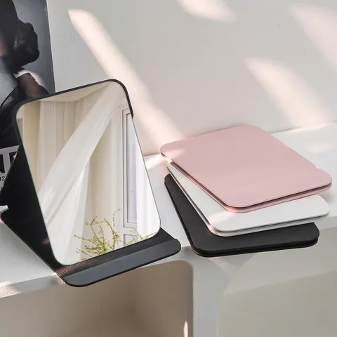 Tragbarer PU Leder Faltbarer Schminkspiegel Desktop HD Glas Kosmetikspiegel Für Studenten Reisen Wohnheim Minimalistischer Spiegel