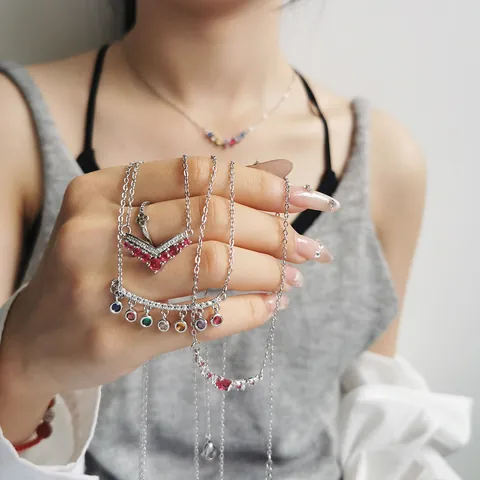 Titanstahl Strass V-Förmig U-Förmig Herz Stern Anhänger Halskette Minimalistisch Süß Koreanischer Stil Schlüsselbein Kette Schmuck Für Damen