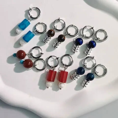 Unisex Titanstahl Ohrringe Punk Stil Bunte Steinperle Drop Für Männer Frauen Ohrclips Täglicher Schmuck