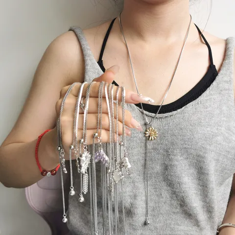 Titanstahl Legierung Strass Verstellbare Lange Halskette Für Damen Nischendesign Gänseblümchen Fischschwanz Herz Anhänger Schmuck