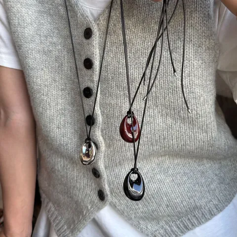 Minimalistische Bohnenanhänger Lange Pulloverkette Titanium-Stahl Wachsschnur Koreanischer Stil Modeschmuck Damen Herren