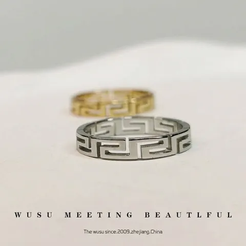 Minimalistischer Titanstahl Hohl Greca Muster Ring Mode Geometrischer Band Ring Für Herren Damen Schmuck Geschenk
