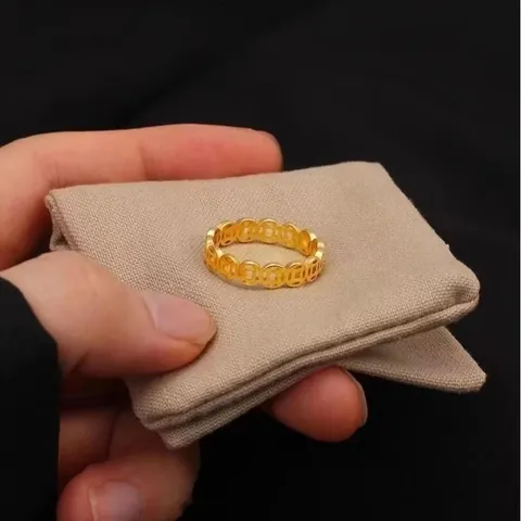 Vintage Titanstahl Hohle Münze Ring Nischendesign Leichter Luxus Nicht Verblassender Bandring Für Damen Herren Paar Schmuck Geschenk
