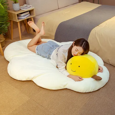 Cute Poached Egg Shaped Plush Floor Mat Thickened Tatami Cushion Soft Bio-mimetic Decorative Seat Mat For Bedroom Bay Window