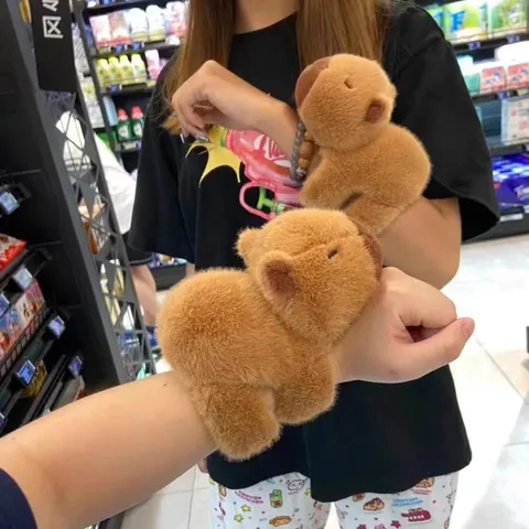 Bracelet Slap en Peluche Capybara Jouet Animal en Peluche Doux Bracelet Marron pour Enfants Adultes Cadeau Décoration de Fête