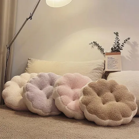 Cojín de Asiento de Peluche Engrosado Color Macarrón Forma de Flor Almohadilla de Silla Suave Antideslizante para Oficina Hogar Sofá