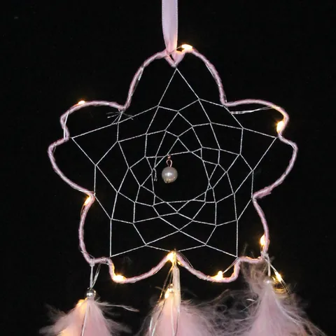 Attrape-Rêve en Forme de Fleur Avec Plumes Perles Lumières LED Fait à la Main Décoration Murale Ornement Maison Cadeau