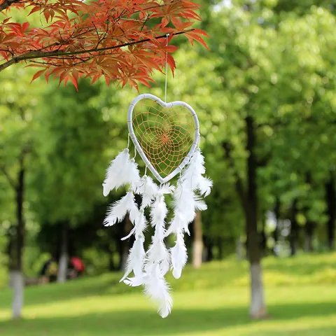 Bohemian Heart Shaped Dreamcatcher With White Feathers Beads Handmade Iron Woven Wall Hanging For Car Bedroom Home Wedding Decoration Valentine's Day Gift