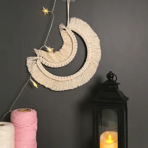 Atrapasueños de Macramé Bohemio Luna Estrella Decoración de Pared Tejida a Mano Borlas Luces LED Dormitorio Adorno Hogar