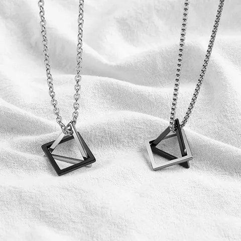 Minimalistische Titanstahl Geometrische Anhänger Halskette Für Herren Damen Hip Hop Street Style Ineinandergreifende Dreieck Quadrat Schmuck Geschenk