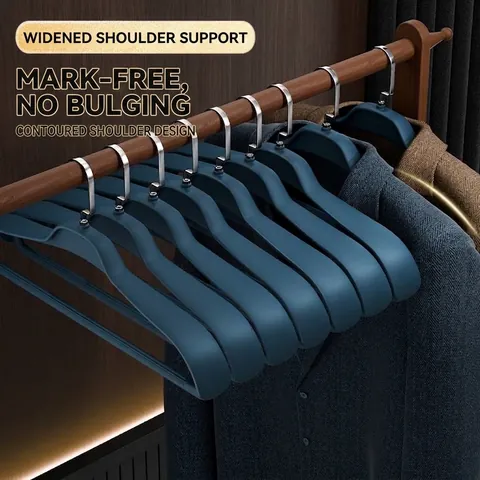 Cintres en Plastique Antidérapants Sans Trace à Épaules Larges pour Costumes Manteaux Cintres de Rangement Robuste Gain de Place pour Maison