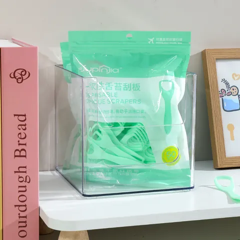 Disposable Tongue Scraper Oral Cleaning Tool Mint Green PP Material Breath Freshener Portable Tongue Cleaner For Daily Use Bathroom Essentials