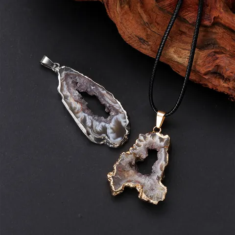 Natural Brazil Agate Geode Slice Pendant Necklace Electroplated Metal Edge Irregular Raw Druzy Stone Retro Jewelry For Women Men