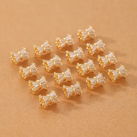 Perles d'Espacement de Taille en Cuivre Plaqué Or 18K Avec Zircone Forme de Nœud Accessoires de Fabrication de Bijoux DIY
