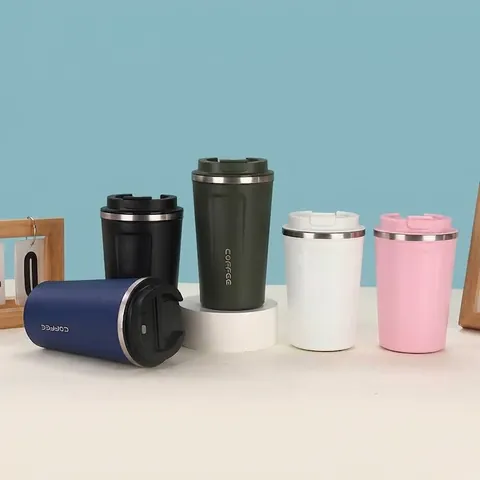 Intelligente Temperaturanzeige 304 Edelstahl Vakuumisolierter Kaffeebecher Tragbarer Matte Outdoor Auto Reisebecher Mit Deckel