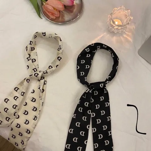 Chouchou Foulard en Soie Imprimé Lettre Mode Coréenne Élégant Doux Nœud Accessoires de Cheveux Femme Enveloppement de Queue de Cheval