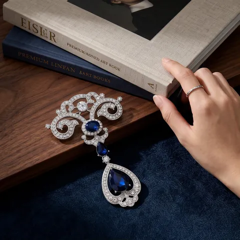Broche Goutte d'Eau Style Cour Rétro Pour Femmes Luxe Strass Incrusté Alliage Épingle Vintage Baroque Palais Bijoux Cadeau