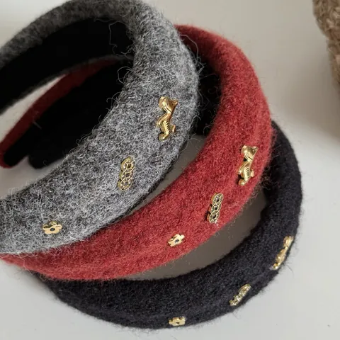 Neujahr Rotes Pferd Haarreif Damen Plüsch Wollstoff Hoher Scheitel Haarschmuck Golden Metall Anhänger Geld Blume Luxus Haarreif