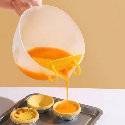 Large Plastic Measuring Cup With Filter Scale Food Grade Egg Beater Cup For Kitchen Baking Filtering Egg Liquid