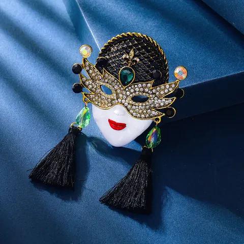 Vintage European Queen Mask Brooch Zinc Alloy Rhinestone Tassel Heavy Craft Jewelry Accessory Pin For Women Banquet Party