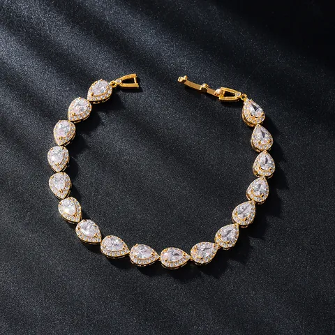 Elegant Vintage Zirconia Floral Adjustable Bracelet Luxury Alloy Niche Design Flower Leaf Bracelet For Women Fine Jewelry Gift