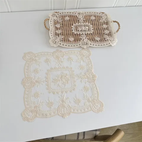 Vintage European Embroidered Lace Placemat Exquisite Floral Mesh Vase Mat For Dining Table Home Decor Elegant White Tablecloth